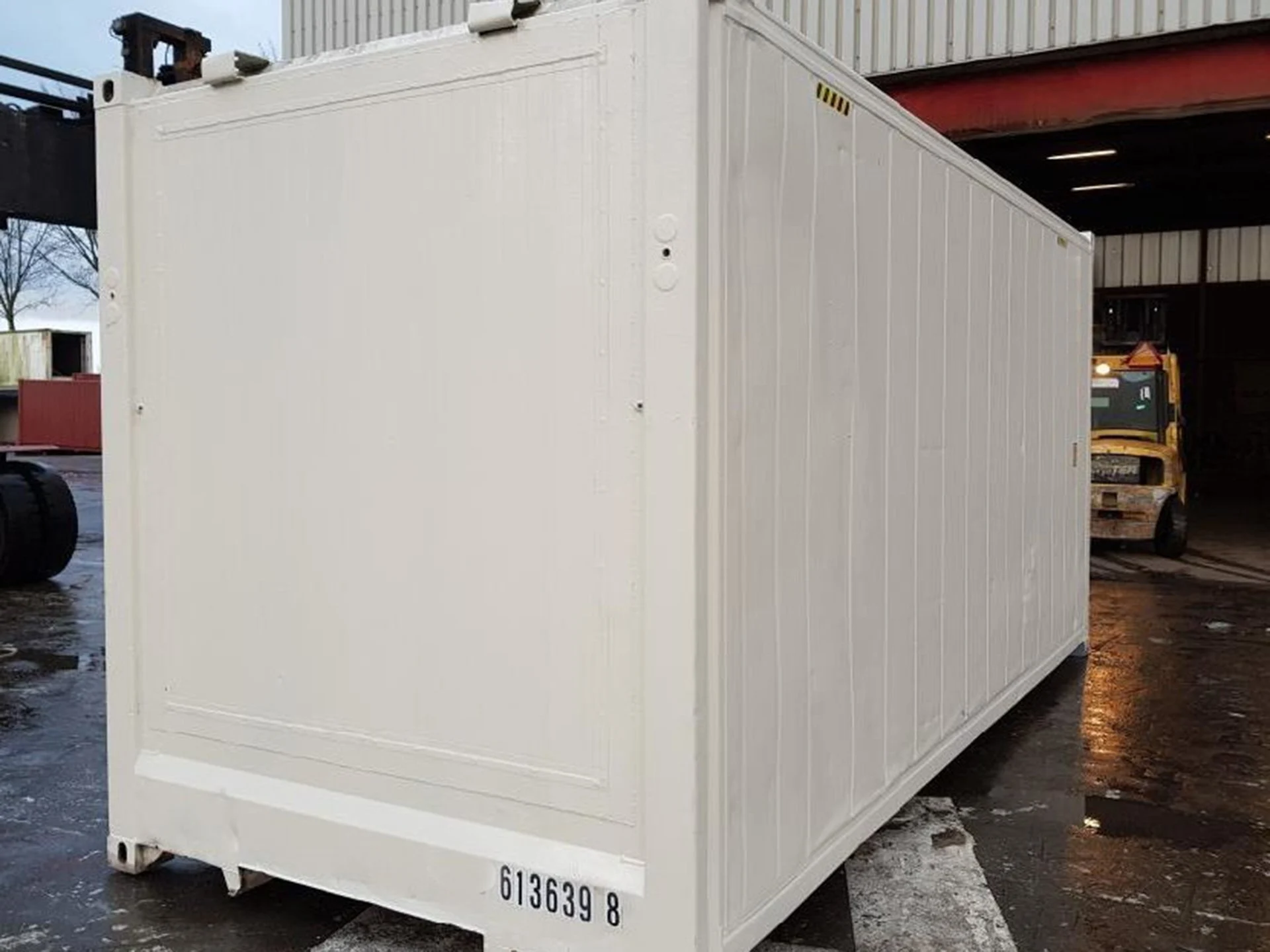 1 20′ Insulated Container, Ex-reefer - Image 1