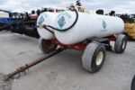 double 1000 gal nh3 nurse tanks.jpg