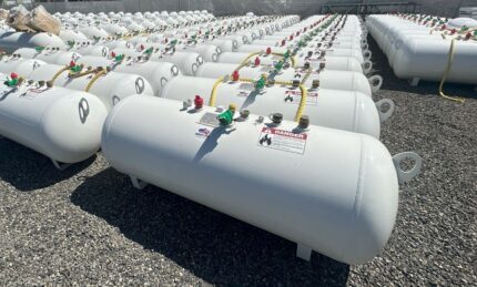 new 250 gallon horizontal propane tank.jpg